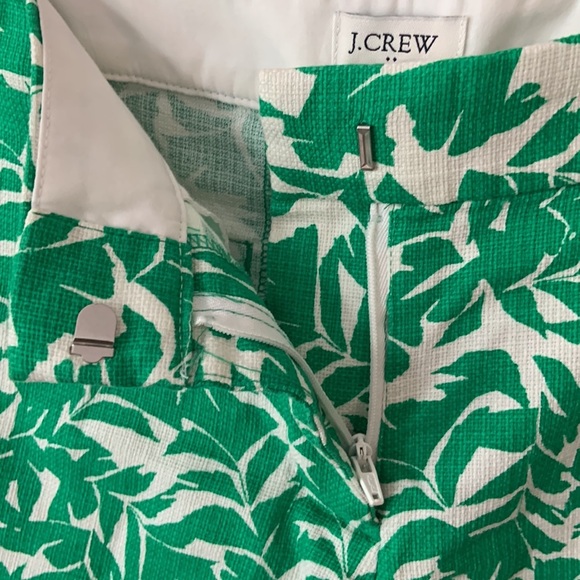 J. Crew Green & White Botanical Print Shorts - Picture 4 of 5